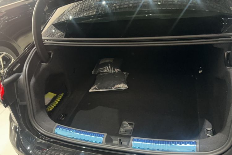 Used Audi A6L 2026 Model 2.0T Premium Elegant Edition Trunk