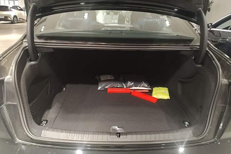 Used Audi A6L 2026 45 TFSI quattro Prestige Dynamic Edition Trunk