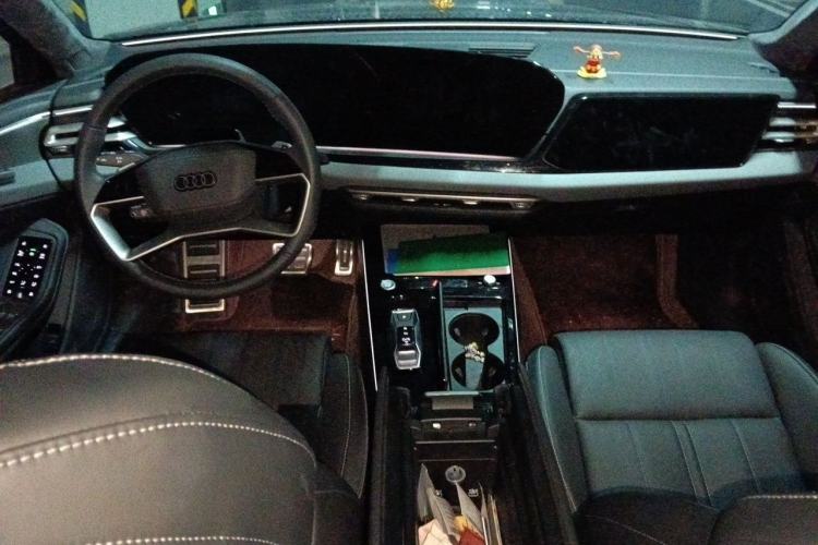 Used Audi A6L 2026 Model 2.0T quattro Premium Elegant Edition Center Console