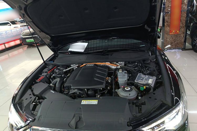 Used Audi A6L New Energy 2020 55 TFSI e quattro Engine Bay
