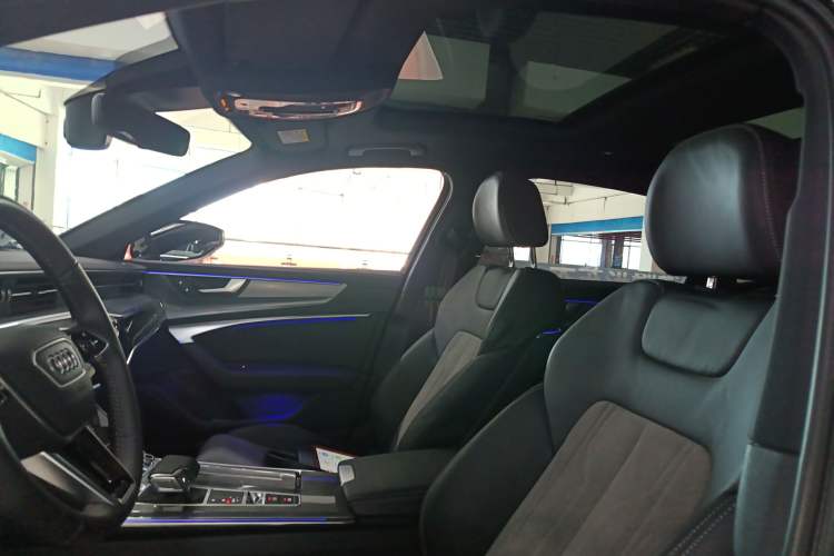 Used Audi A6L New Energy 2020 55 TFSI e quattro Headliner