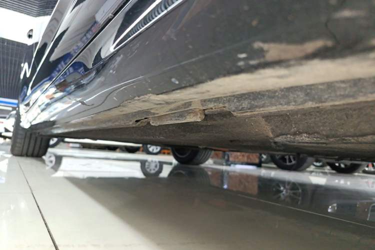 Used Audi A6L New Energy 2020 55 TFSI e quattro Right Side Sill