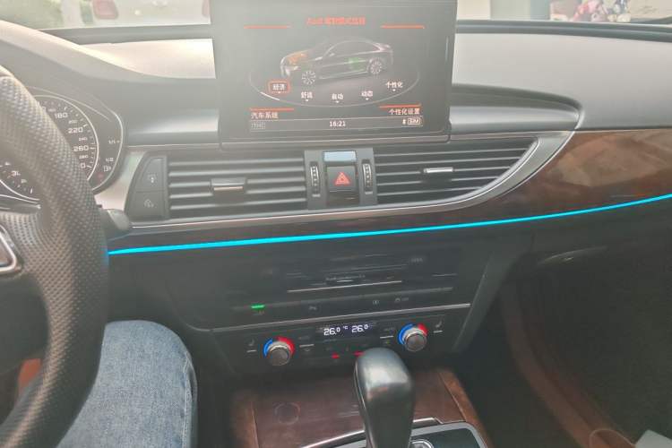 Used Audi A6L New Energy 2018 40 e-tron Audio And AC Panel