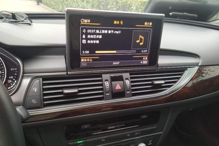 Used Audi A6L New Energy 2018 40 e-tron Audio And AC Panel
