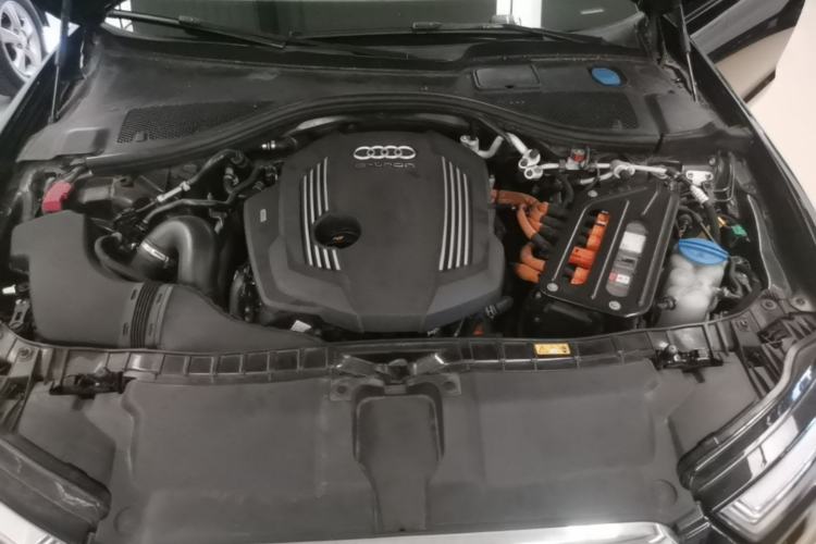 Used Audi A6L New Energy 2018 40 e-tron Engine Bay