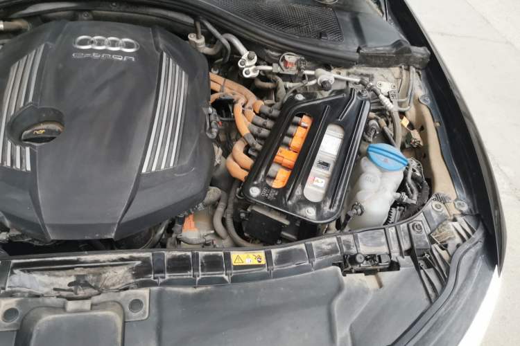 Used Audi A6L New Energy 2018 40 e-tron Engine Bay Left