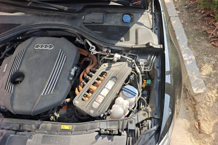 Used Audi A6L New Energy 2018 40 e-tron Engine Bay Left