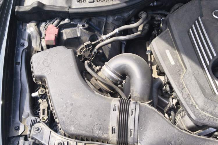 Used Audi A6L New Energy 2018 40 e-tron Engine Bay Right