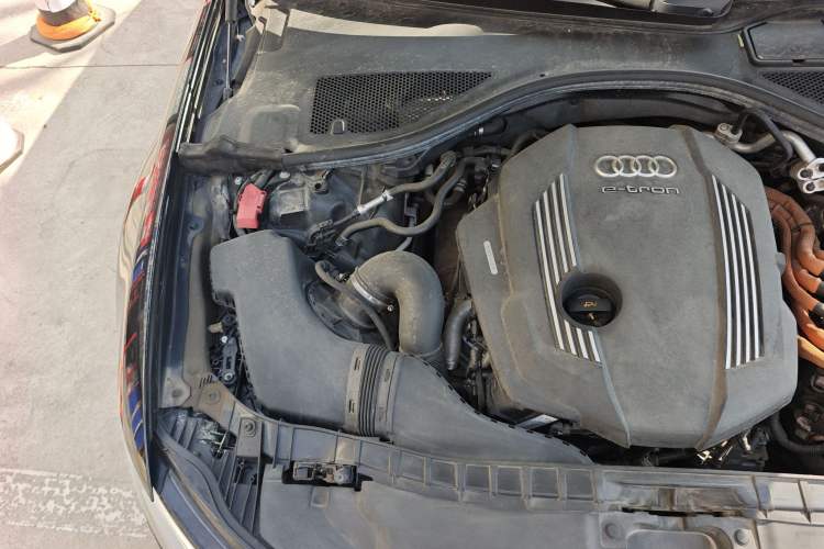 Used Audi A6L New Energy 2018 40 e-tron Engine Bay Right