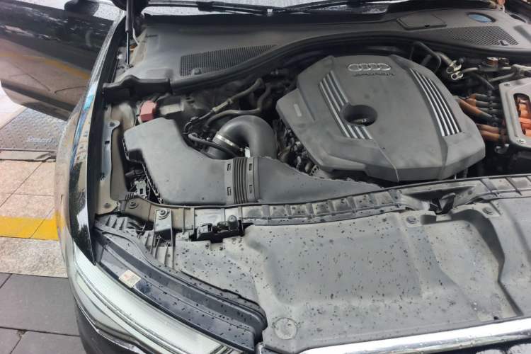Used Audi A6L New Energy 2018 40 e-tron Engine Bay Right