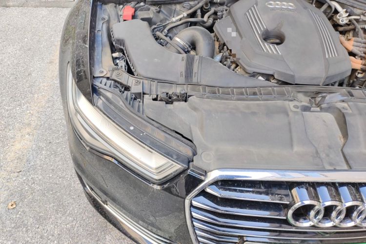 Used Audi A6L New Energy 2018 40 e-tron Engine Bay Right