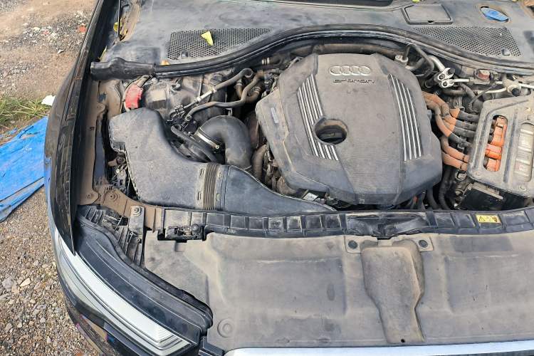 Used Audi A6L New Energy 2018 40 e-tron Engine Bay Right