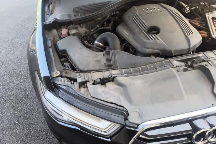 Used Audi A6L New Energy 2018 40 e-tron Engine Bay Right