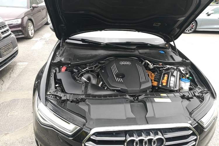 Used Audi A6L New Energy 2018 40 e-tron Engine Bay Right
