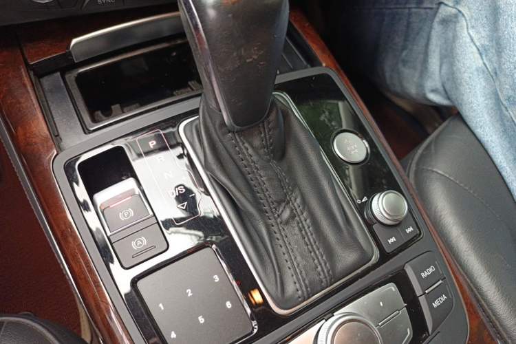 Used Audi A6L New Energy 2018 40 e-tron Gear Lever