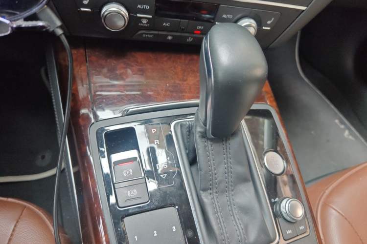 Used Audi A6L New Energy 2018 40 e-tron Gear Lever