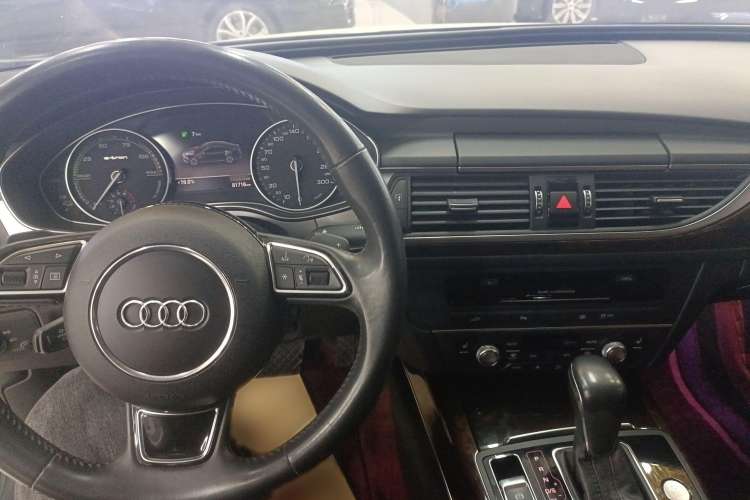 Used Audi A6L New Energy 2018 40 e-tron Interior 3