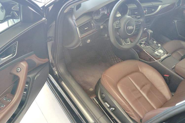 Used Audi A6L New Energy 2018 40 e-tron Interior 3