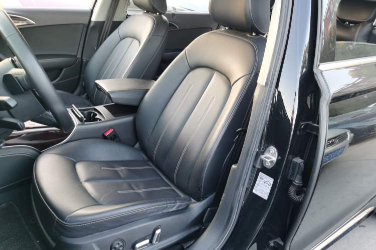 Used Audi A6L New Energy 2018 40 e-tron Interior 4