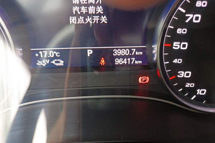 Used Audi A6L New Energy 2018 40 e-tron Odometer Close Up