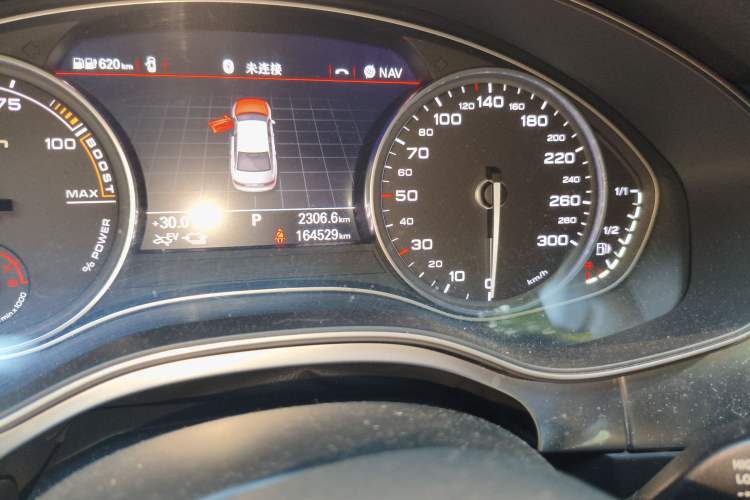 Used Audi A6L New Energy 2018 40 e-tron Odometer Close Up