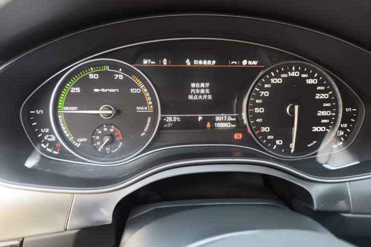 Used Audi A6L New Energy 2018 40 e-tron Odometer Close Up