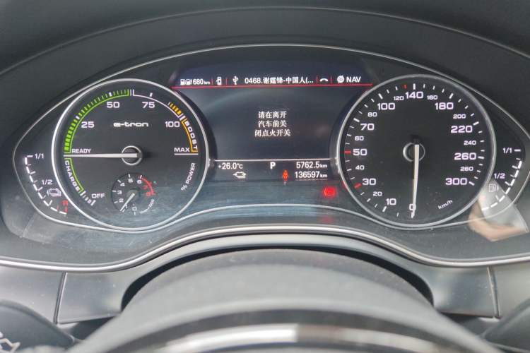 Used Audi A6L New Energy 2018 40 e-tron Odometer Close Up