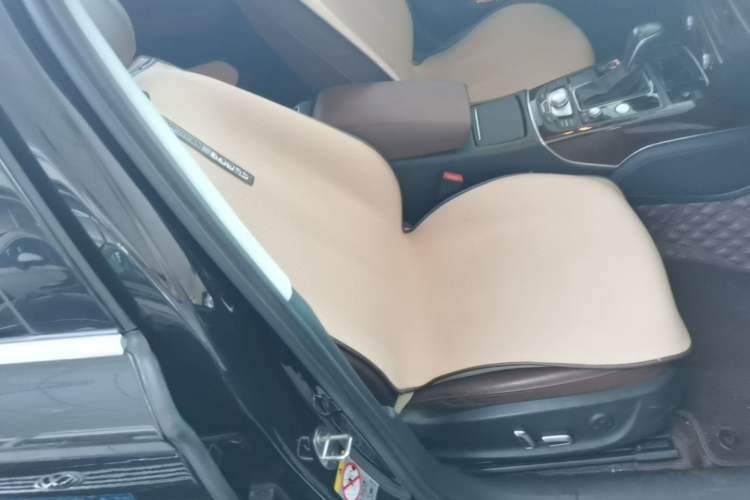 Used Audi A6L New Energy 2018 40 e-tron Right Front Seat