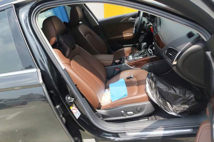 Used Audi A6L New Energy 2018 40 e-tron Right Front Seat