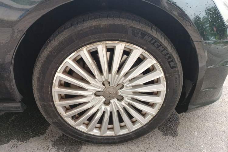 Used Audi A6L New Energy 2018 40 e-tron Right Front Wheel Hub