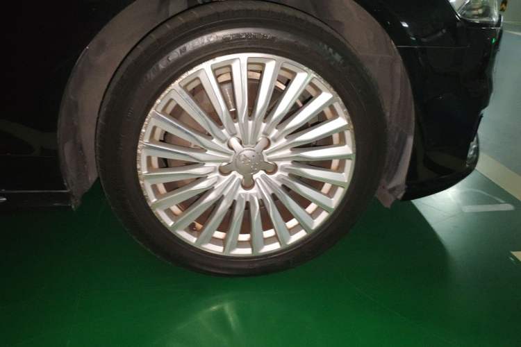 Used Audi A6L New Energy 2018 40 e-tron Right Front Wheel Hub