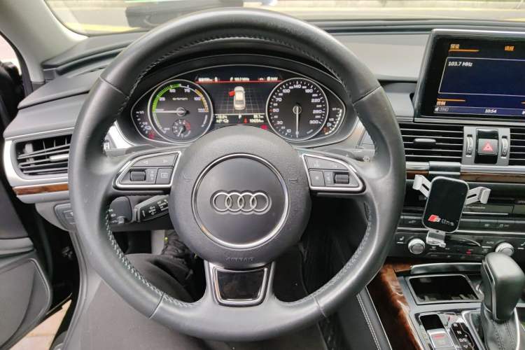 Used Audi A6L New Energy 2018 40 e-tron Steering Wheel