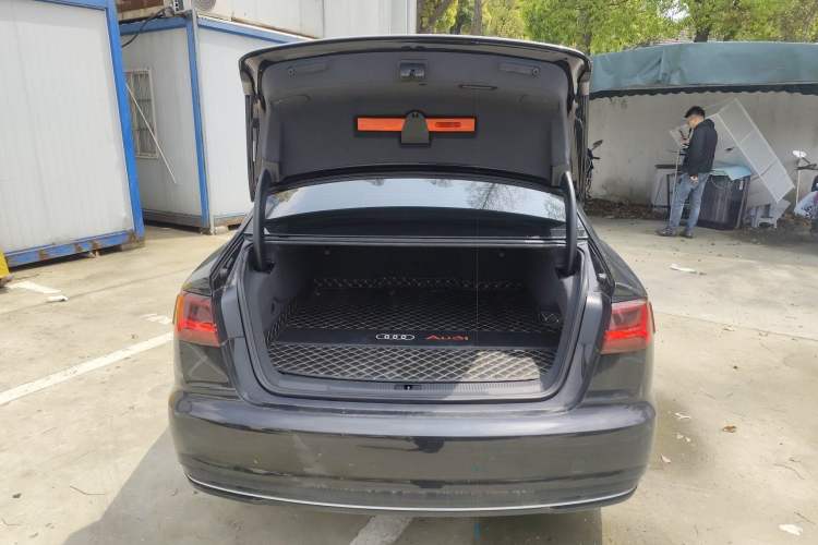 Used Audi A6L New Energy 2018 40 e-tron Trunk