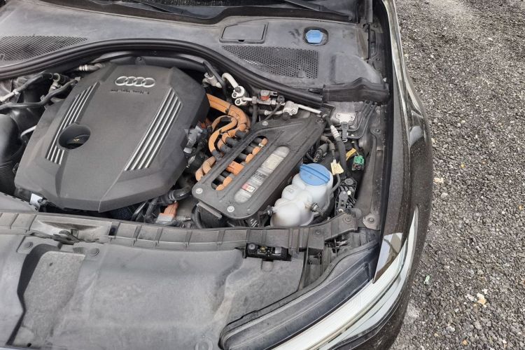 Used Audi A6L New Energy 2018 40 e-tron Engine Bay Left