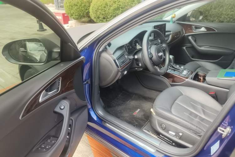 Used Audi A6L New Energy 2018 40 e-tron Driver Seat