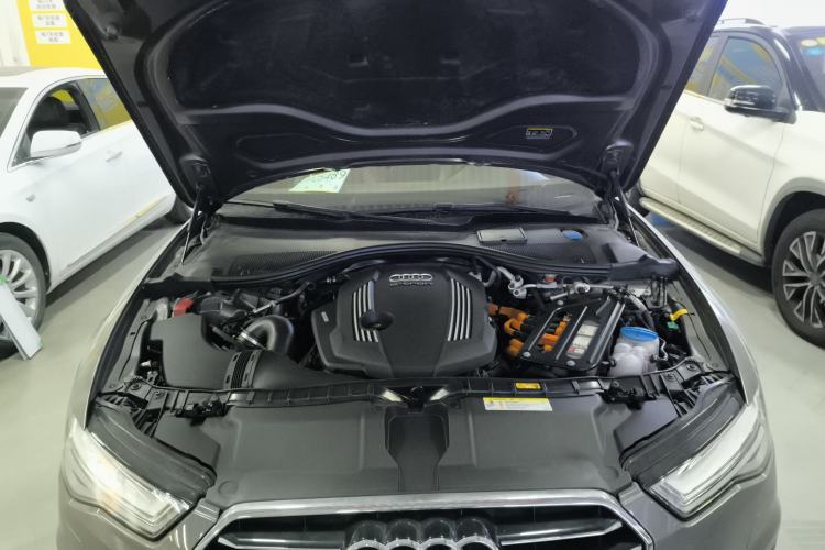 Used Audi A6L New Energy 2018 40 e-tron Engine Bay