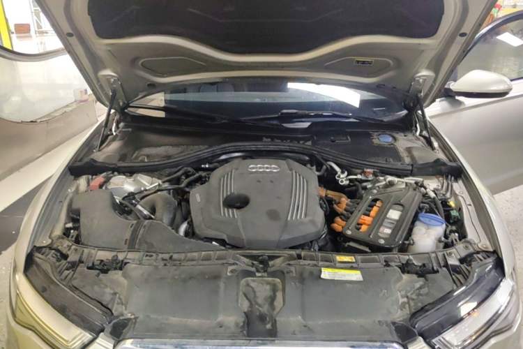Used Audi A6L New Energy 2018 40 e-tron Engine Bay