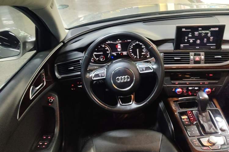 Used Audi A6L New Energy 2018 40 e-tron Steering Wheel