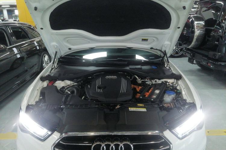 Used Audi A6L New Energy 2018 40 e-tron Engine Bay