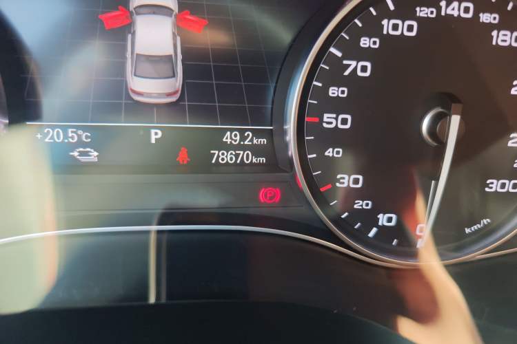 Used Audi A6L New Energy 2018 40 e-tron Odometer Close Up
