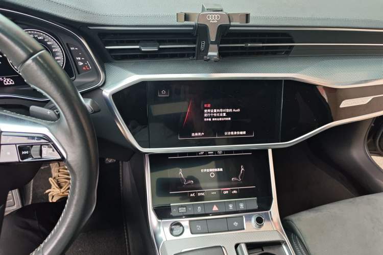 Used Audi A6L New Energy 2020 55 TFSI e quattro Audio And AC Panel