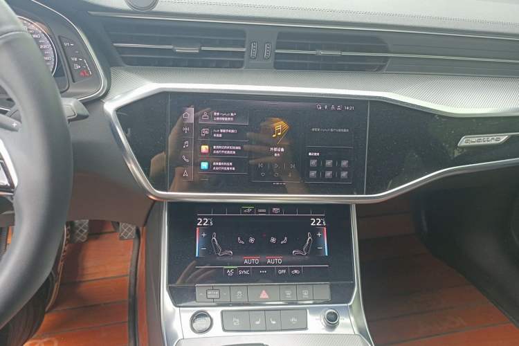 Used Audi A6L New Energy 2020 55 TFSI e quattro Audio And AC Panel