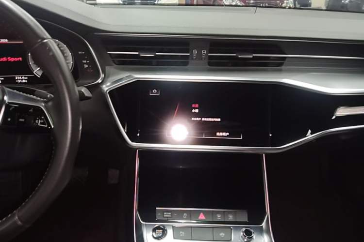 Used Audi A6L New Energy 2020 55 TFSI e quattro Audio And AC Panel