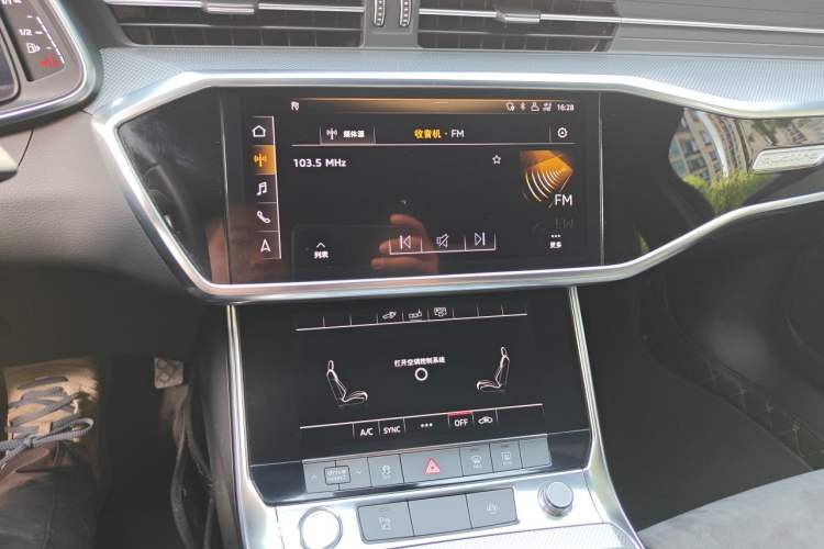 Used Audi A6L New Energy 2020 55 TFSI e quattro Audio And AC Panel