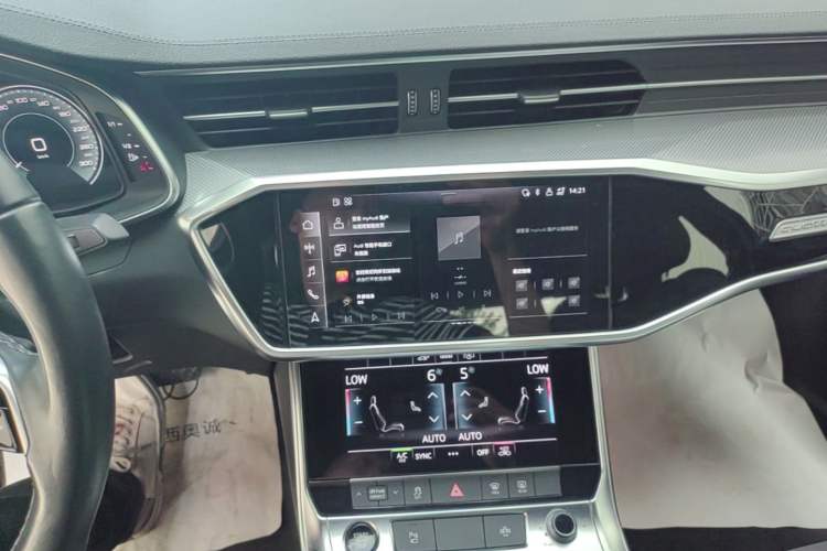 Used Audi A6L New Energy 2020 55 TFSI e quattro Audio And AC Panel