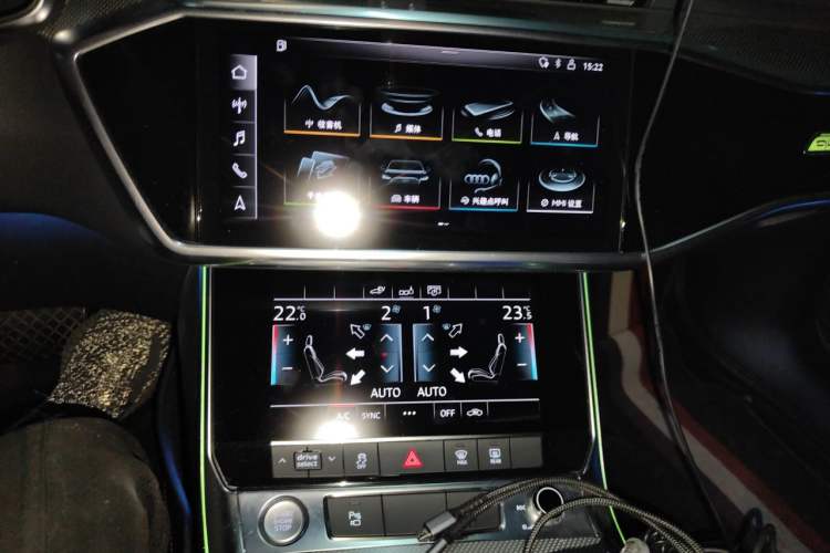 Used Audi A6L New Energy 2020 55 TFSI e quattro Audio And AC Panel