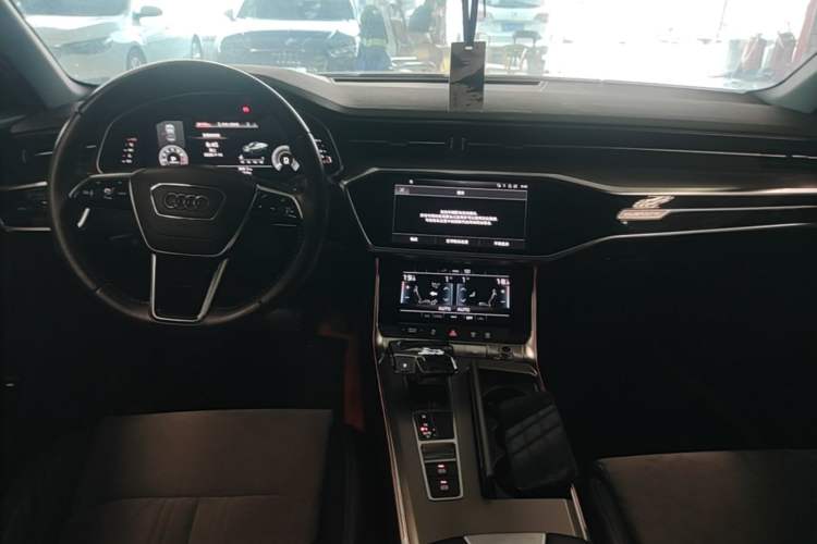 Used Audi A6L New Energy 2020 55 TFSI e quattro Audio And AC Panel
