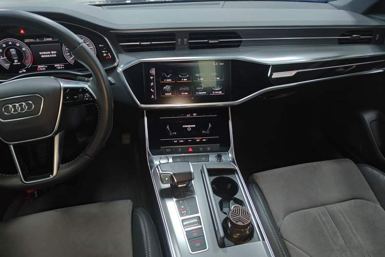 Used Audi A6L New Energy 2020 55 TFSI e quattro Audio And AC Panel