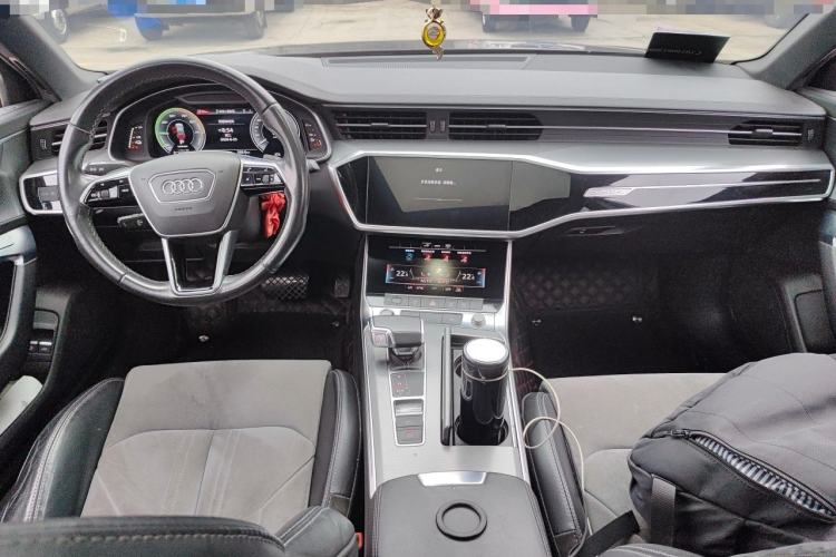 Used Audi A6L New Energy 2020 55 TFSI e quattro Center Console