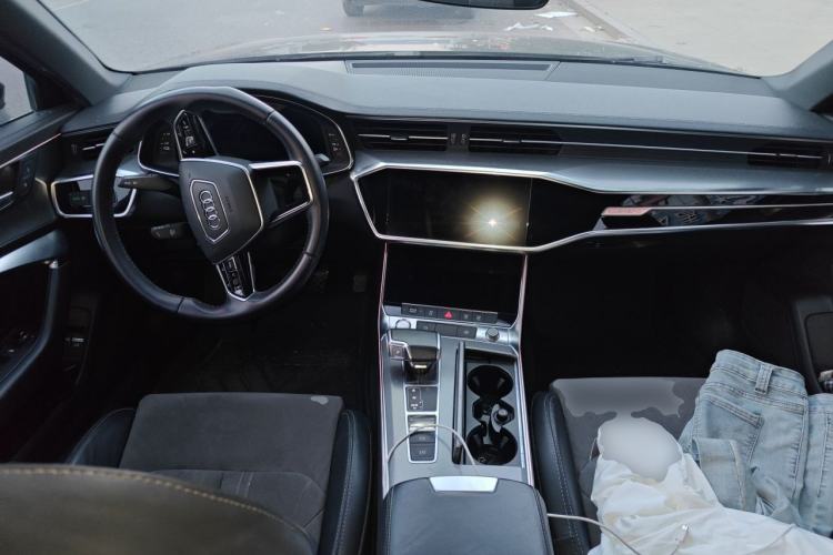 Used Audi A6L New Energy 2020 55 TFSI e quattro Center Console